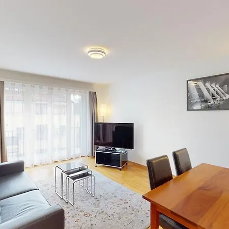 Executive 2 Bedroom Flat Near To The Lake - D10 Zurich Exterior photo