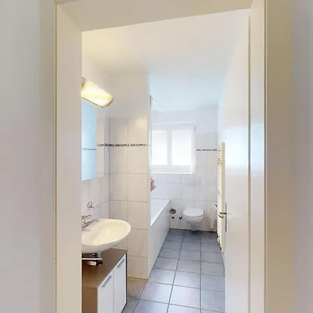 Executive 2 Bedroom Flat Near To The Lake - D10 Zurich Exterior photo